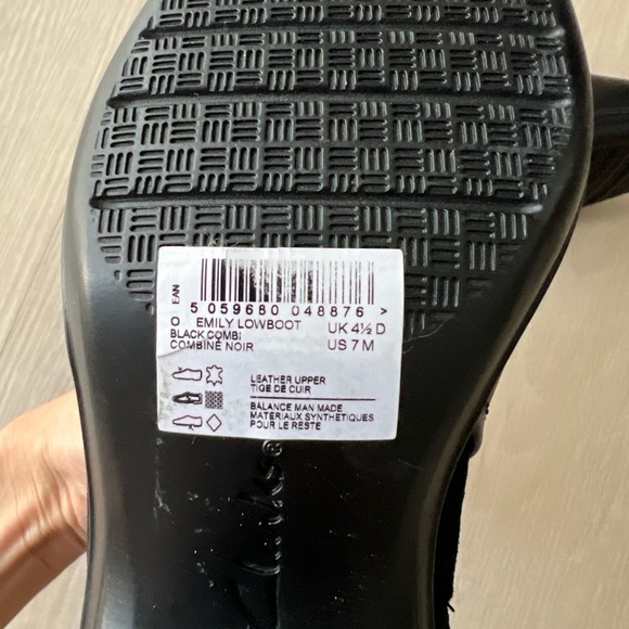 Clarks Emily lowboot 7 Elegant Black Ankle Boots - Picture 2 of 6